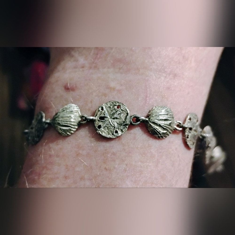 Vintage Sterling Silver Sand Dollar & Shell Bracelet